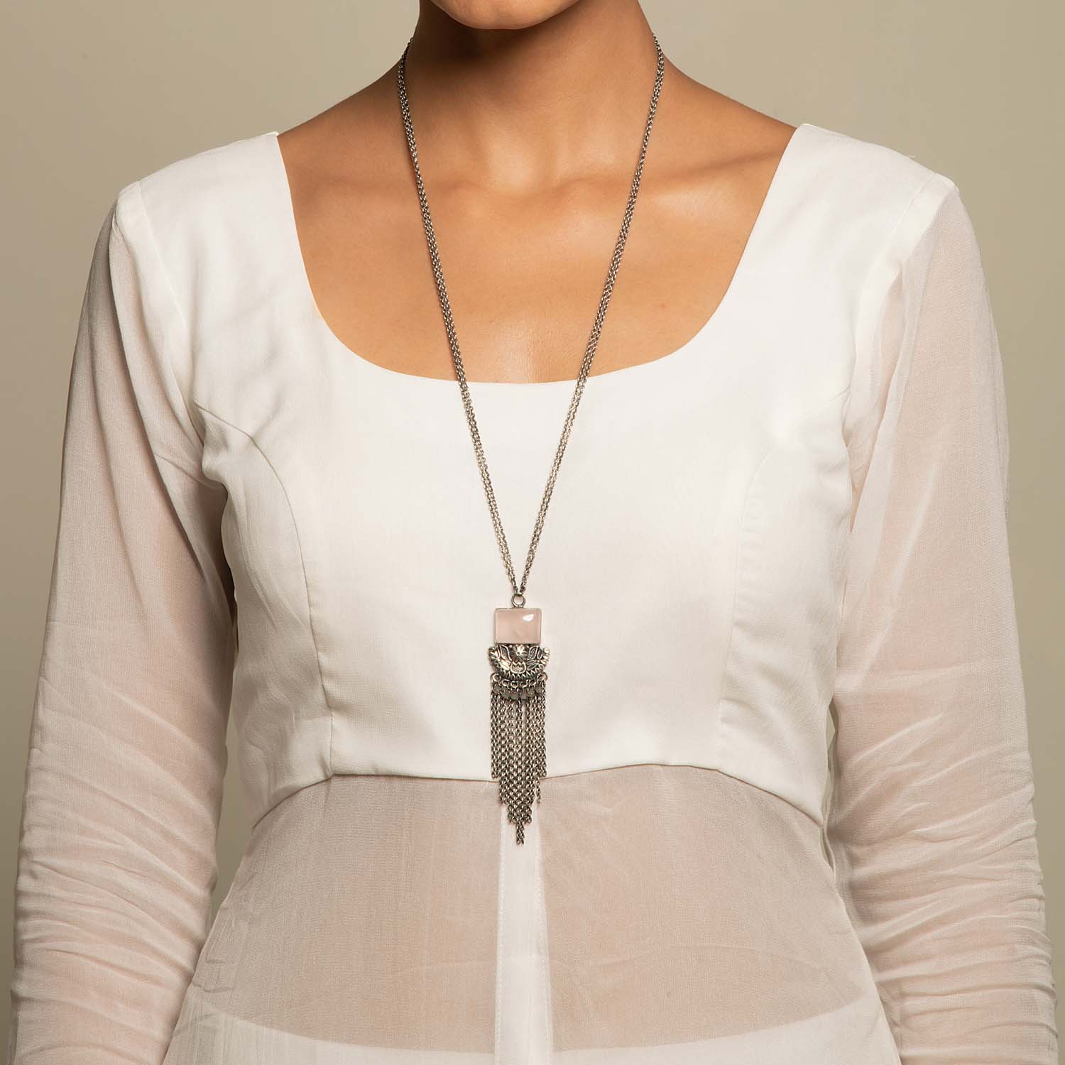 Rhea Necklace Rose